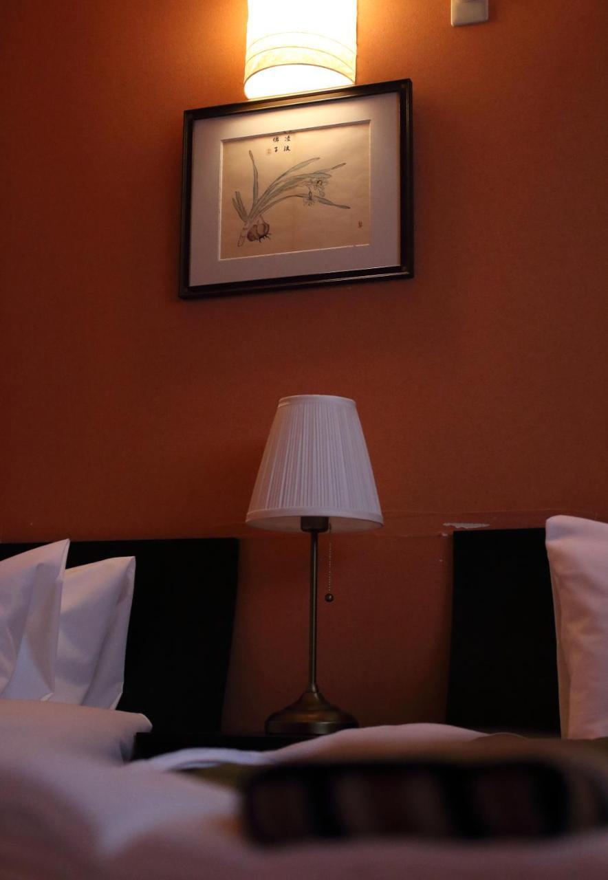 Chiyoda Inn Tokyo prefektur Exteriör bild